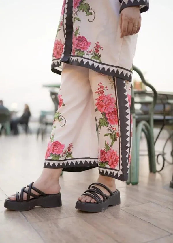 2 Pcs Women's Stitched Swiss Lawn Printed Co-Ord Set